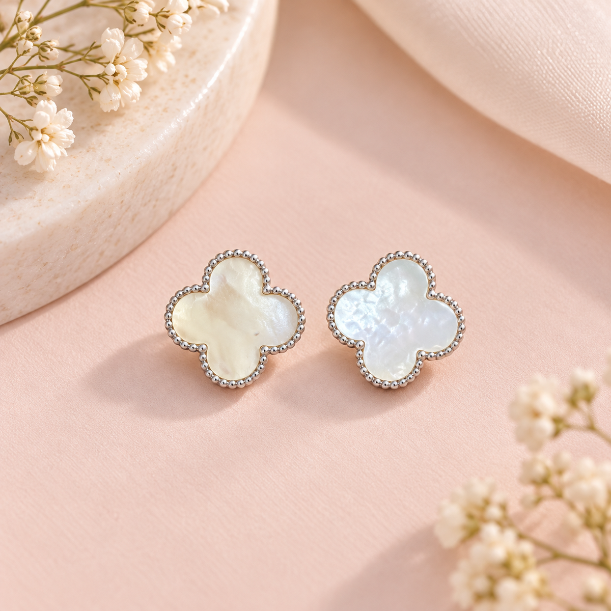 Marble Clover Pendant and Earrings Taravya