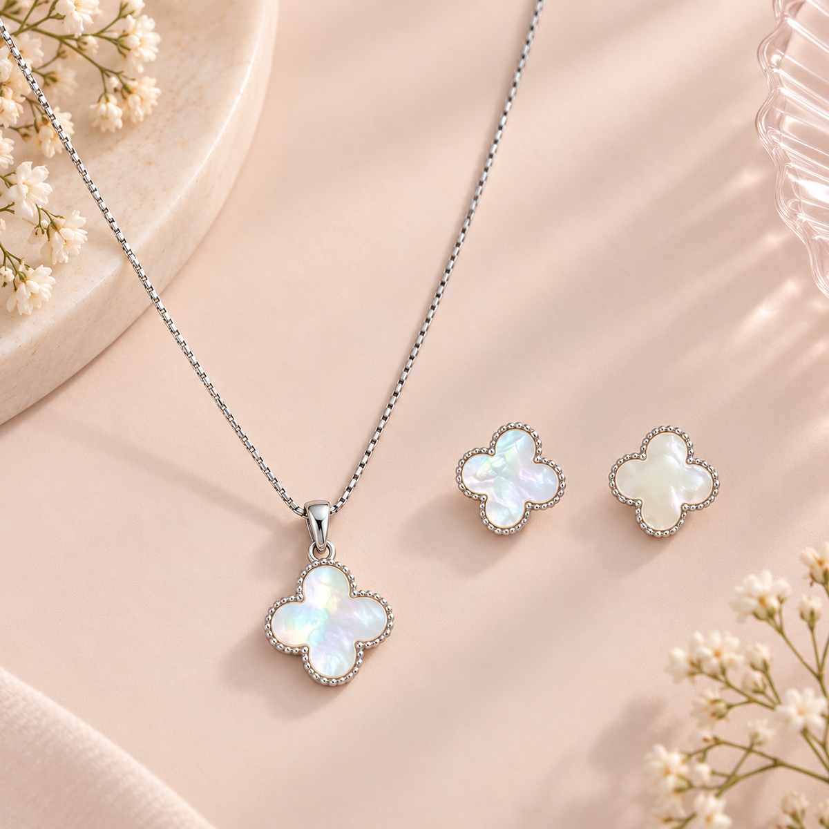 Marble Clover Pendant and Earrings Taravya