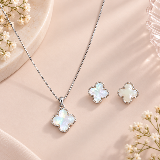 Marble Clover Pendant and Earrings Taravya