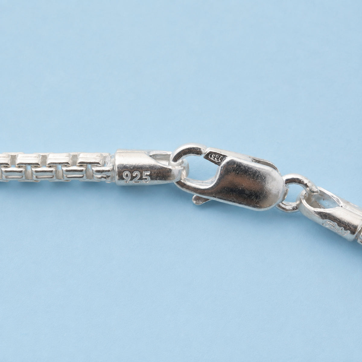 Men Silver Classy Box Chain